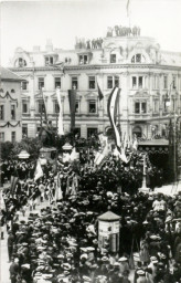 Stadtarchiv Weimar, 60 10-5/12, Blick auf den Theaterplatz, um 1901