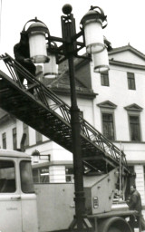 Stadtarchiv Weimar, 60 10-5/12, Blick auf den Theaterplatz , 1986