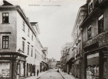 Stadtarchiv Weimar, 60 10-5/13, Blick in die Wielandstraße , um 1900