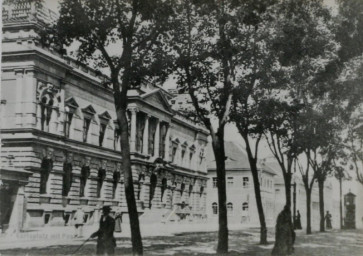 Stadtarchiv Weimar, 60 10-5/14, Blick vom Karlsplatz in die Bürgerschulstraße, um 1900