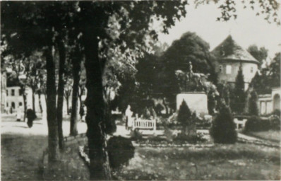 Stadtarchiv Weimar, 60 10-5/15, Blick auf den Karlsplatz, ohne Datum