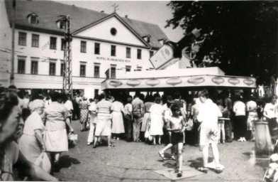 Stadtarchiv Weimar, 60 10-5/15, Blick auf den Goetheplatz  , ohne Datum