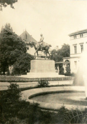 Stadtarchiv Weimar, 60 10-5/15, Carl-Alexander-Denkmal am Karlsplatz, ohne Datum