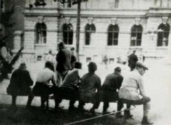 Stadtarchiv Weimar, 60 10-5/15, Arbeitslose auf dem Karlsplatz , um 1903