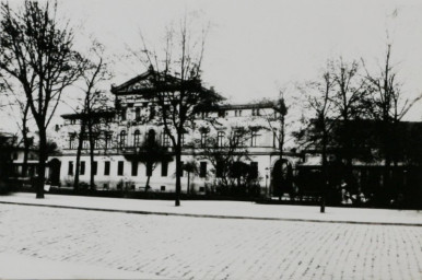 Stadtarchiv Weimar, 60 10-5/15, Blick auf den Karlsplatz , um 1895