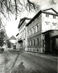 Stadtarchiv Weimar, 60 10-5/15, Jugendklubhaus "Mon Ami" am Goetheplatz , um 1970