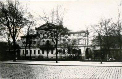 Stadtarchiv Weimar, 60 10-5/15, Blick auf den Karlsplatz, um 1890