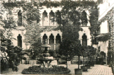 Stadtarchiv Weimar, 60 10-5/15, Blick Weimar Kunst-Museum, ohne Datum