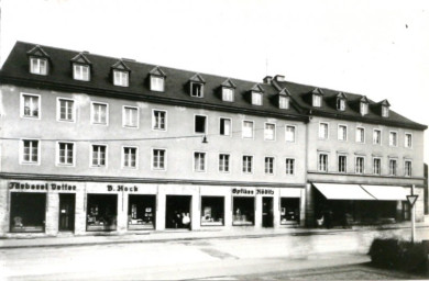 Stadtarchiv Weimar, 60 10-5/15, Blick auf der Karl Liebknecht-Straße/rechts Ecke Graben, ohne Datum