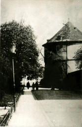 Stadtarchiv Weimar, 60 10-5/15, Blick zum Kasseturm auf dem Karlsplatz , ohne Datum