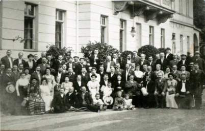 Stadtarchiv Weimar, 60 10-5/15, Blick auf das Restaurant "Erholung", um 1910