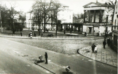 Stadtarchiv Weimar, 60 10-5/15, Blick aus der Heinrich-Heine-Straße auf den Goetheplatz, um 1980