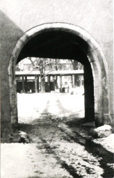 Stadtarchiv Weimar, 60 10-5/15, Blick aus der Kleinen Teichgasse zum Goetheplatz, ohne Datum