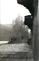 Stadtarchiv Weimar, 60 10-5/16, Blick aus der Marstallstraße zum Burgplatz, 1980