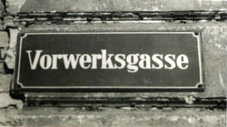 Stadtarchiv Weimar, 60 10-5/16, Straßenschild "Vorwerksgasse", ohne Datum