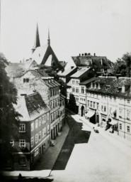 Stadtarchiv Weimar, 60 10-5/16, Blick vom Schloss auf die Vorwerksgasse, um 1930