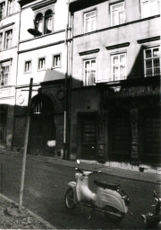 Stadtarchiv Weimar, 60 10-5/16, Blick in die Vorwerksgasse , 1975