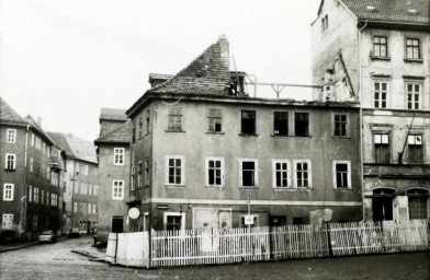 Stadtarchiv Weimar, 60 10-5/16, Blick in die Schloßgasse, 1985