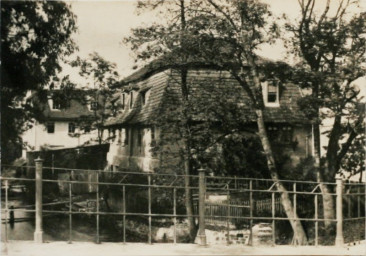 Stadtarchiv Weimar, 60 10-5/16, Blick auf das altes Schlachthaus der Fleischer-Innung , 1880