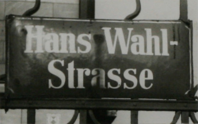 Stadtarchiv Weimar, 60 10-5/16, Straßenschild "Hans-Wahl-Straße", ohne Datum