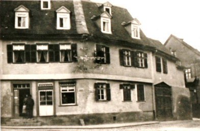 Stadtarchiv Weimar, 60 10-5/17, Gerbergasse 17 (heute Untergraben), um 1885