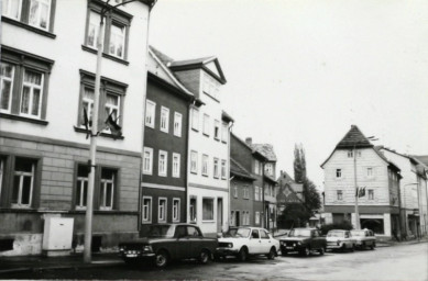 Stadtarchiv Weimar, 60 10-5/17, Blick in die Straße "Graben", 1985