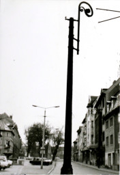 Stadtarchiv Weimar, 60 10-5/17, Blick in die Straße "Graben", 1983