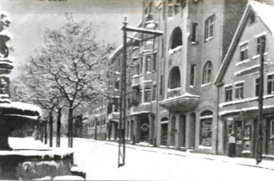 Stadtarchiv Weimar, 60 10-5/17, Blick in die Straße "Graben", ohne Datum