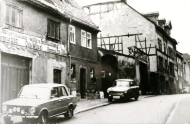 Stadtarchiv Weimar, 60 10-5/17, Blick in die Wagnergasse, 1985