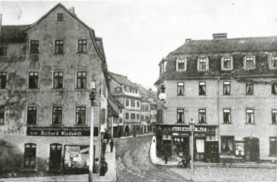 Stadtarchiv Weimar, 60 10-5/18, Blick in die Jakobstraße mit Straßenbahnschienen, um 1900