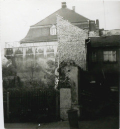 Stadtarchiv Weimar, 60 10-5/18, Blick von der Jakobstraße zur Kinderklinik, 1980