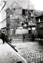 Stadtarchiv Weimar, 60 10-5/18, Blick in die Jakobstraße 2/4 (seitenverkehrt), 1980