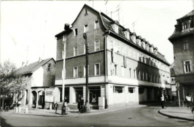 Stadtarchiv Weimar, 60 10-5/18, Blick in die Jakobstraße zwischen Graben und Untergraben, 1985