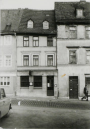 Stadtarchiv Weimar, 60 10-5/18, Jakobstraße 42 (Bildmitte), 1975