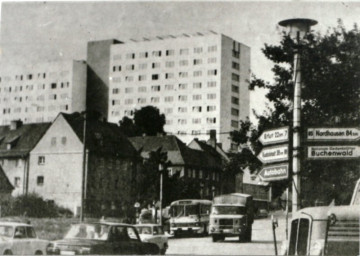 Stadtarchiv Weimar, 60 10-5/18, Blick in die Friedensstraße , um 1972