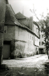 Stadtarchiv Weimar, 60 10-5/18, Blick in die Luthergasse und zur Jakobstraße, 1983