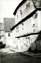 Stadtarchiv Weimar, 60 10-5/18, Blick in die Luthergasse , 1983