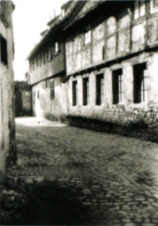 Stadtarchiv Weimar, 60 10-5/18, Blick in die Luthergasse , ohne Datum