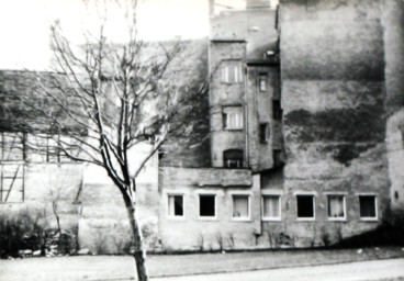 Stadtarchiv Weimar, 60 10-5/19, Blick auf die Rückseiten der Häuser Graben 47, 45 und 43, ohne Datum