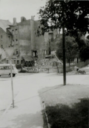 Stadtarchiv Weimar, 60 10-5/19, Blick auf die Rückseiten der Häuser Graben 47, 45 und 43, ohne Datum