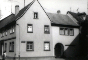 Stadtarchiv Weimar, 60 10-5/19, Kleine Kirchgasse 1/Ecke Graben, 1975