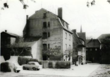 Stadtarchiv Weimar, 60 10-5/19, Blick vom Jakobskirchhof in die Kleine Kirchgasse, ohne Datum