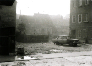 Stadtarchiv Weimar, 60 10-5/19, Blick in die Kleine Kirchgasse , ohne Datum