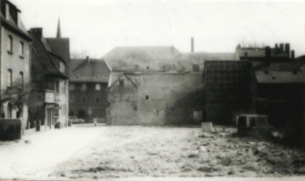 Stadtarchiv Weimar, 60 10-5/19, Blick in die Kleine Kirchgasse, 1985