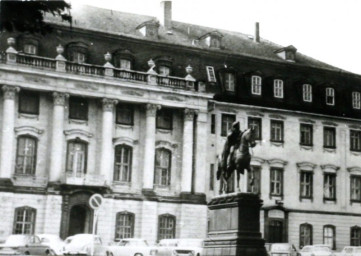 Stadtarchiv Weimar, 60 10-5/2, Blick auf den Platz der Demokratie, um 1980