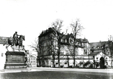 Stadtarchiv Weimar, 60 10-5/2, Blick auf den Fürstenplatz, wohl 1930