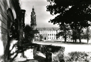 Stadtarchiv Weimar, 60 10-5/2, Blick vom Platz der Demokratie zum Schlossplatz, ohne Datum