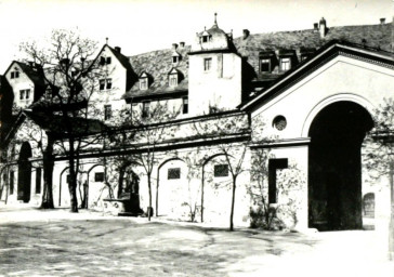 Stadtarchiv Weimar, 60 10-5/2, Blick vom Fürstenplatz auf das Rote Schloss , ohne Datum