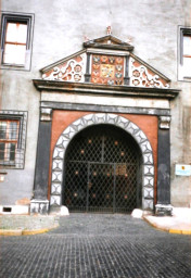 Stadtarchiv Weimar, 60 10-5/2, Markt 15 - Detail am Roten Schloss, wohl 1990