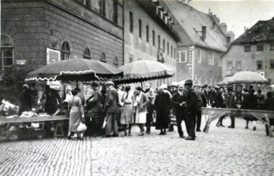 Stadtarchiv Weimar, 60 10-5/2, Blick vom Burgplatz auf den Grünen Markt, um 1930